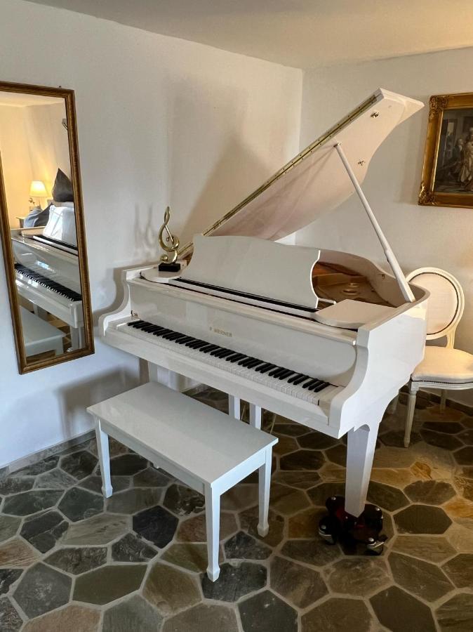 Schloss Grabow, Resting Place & A Luxury Piano Collection Resort, Prignitz Brandenburg Grabow  Exterior foto